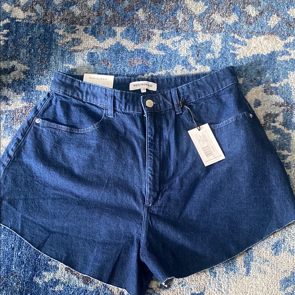 WeWoreWhat flare bell short, size 31